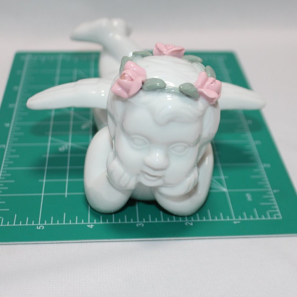 Vintage Cherub Angel Decorative Figurine - Picture 15 of 16